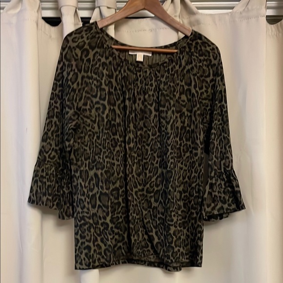Olive green Leopard Print Women's Top - Picture 1 of 6